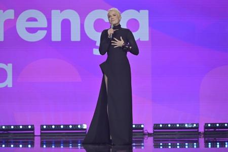 Xuxa postou vídeo lamentando morte de ex-paquito