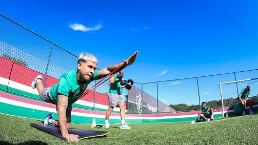 Fluminense se reapresenta após férias por Copa do Mundo