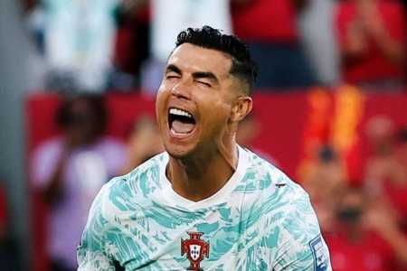 Portugal de CR7 vira no fim, elimina Croácia de Modric e avança na Copa do Mundo