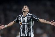 Última vitória do Atlético sobre Palmeiras teve gol de Paulinho, adversário neste domingo