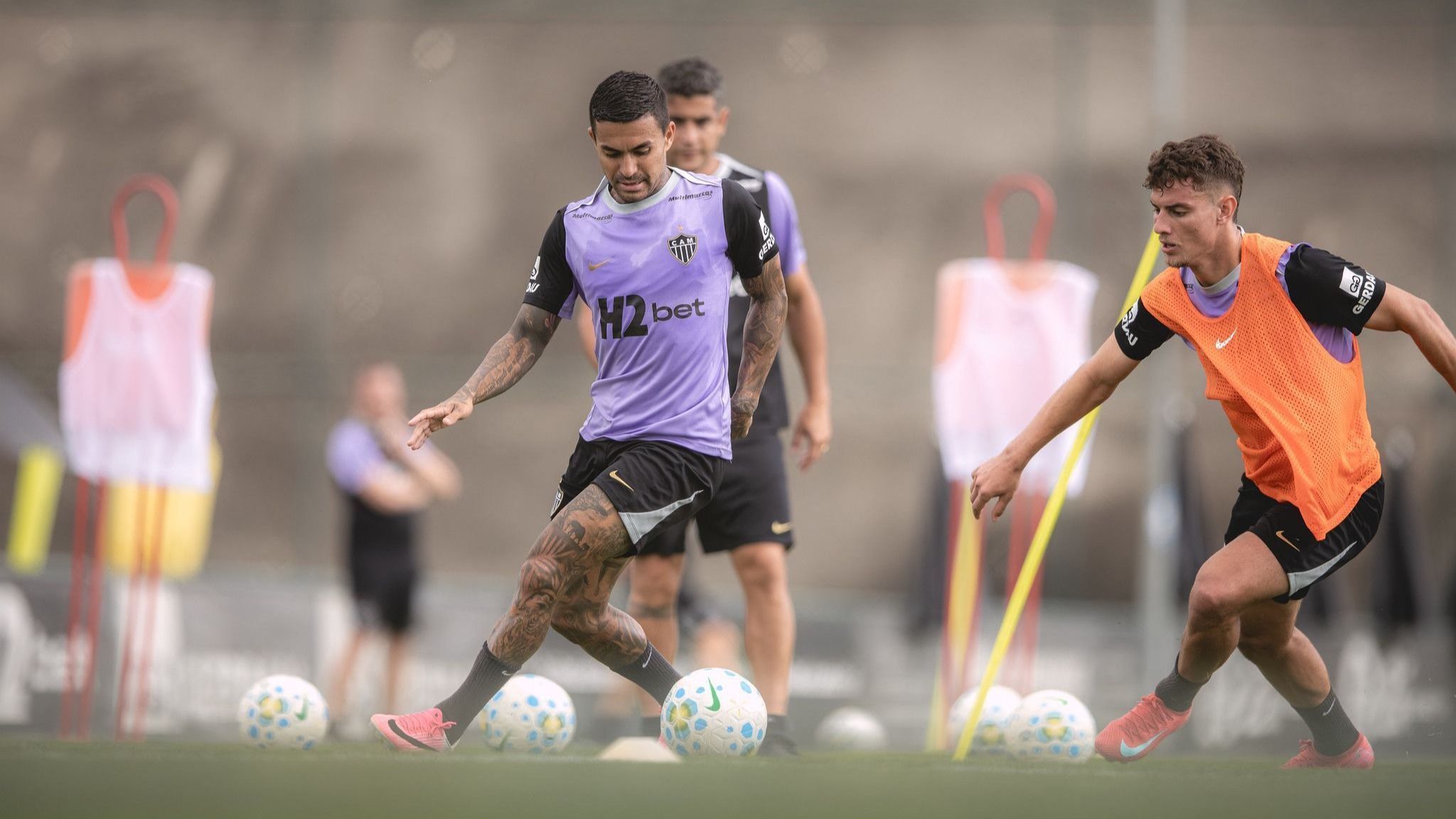 Ainda sem trio, Atlético faz último jogo-treino antes de retorno às competições