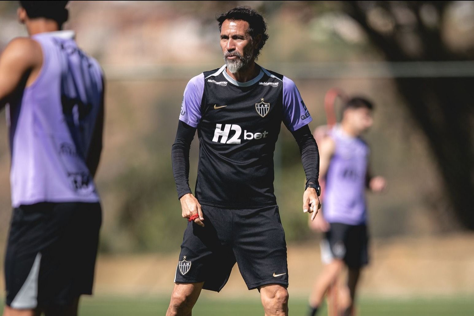 'Crias' do Atlético são acionados em jogo-treino e podem ser reforços para temporada