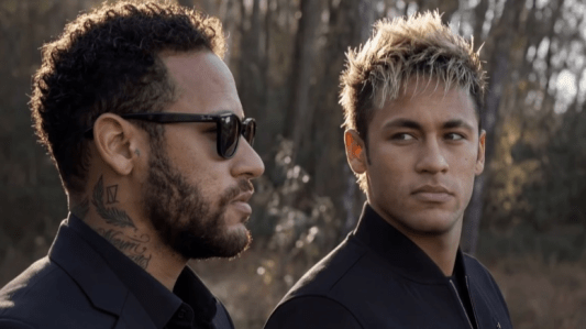 2 versões de Neymar em vídeo criado por inteligência artificial