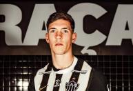 Atlético oficializa contratação do atacante uruguaio Thiago Borbas