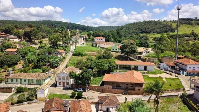 Escuta comunitária em Amarantina vai orientar moradores sobre imóveis, inventários e usucapião