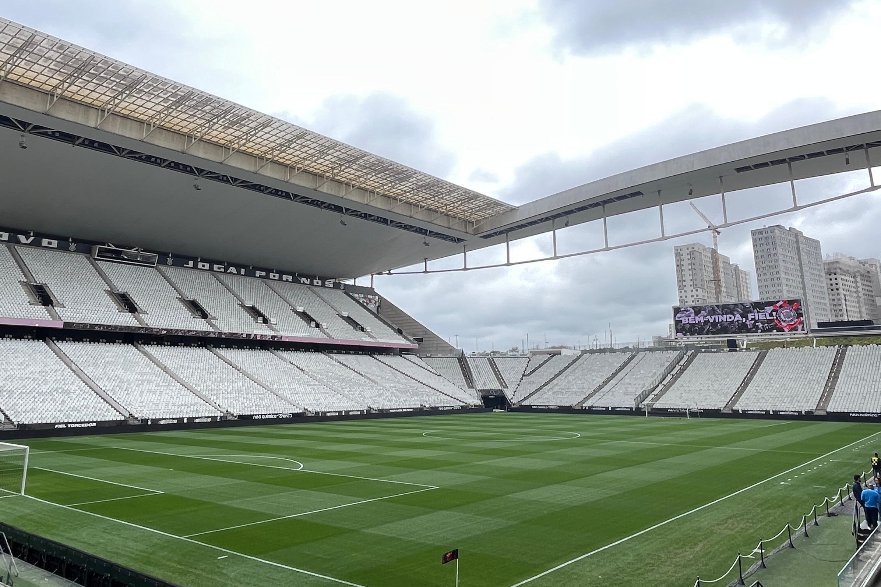 Corinthians inicia retirada das cadeiras do Setor Sul da Neo Química Arena