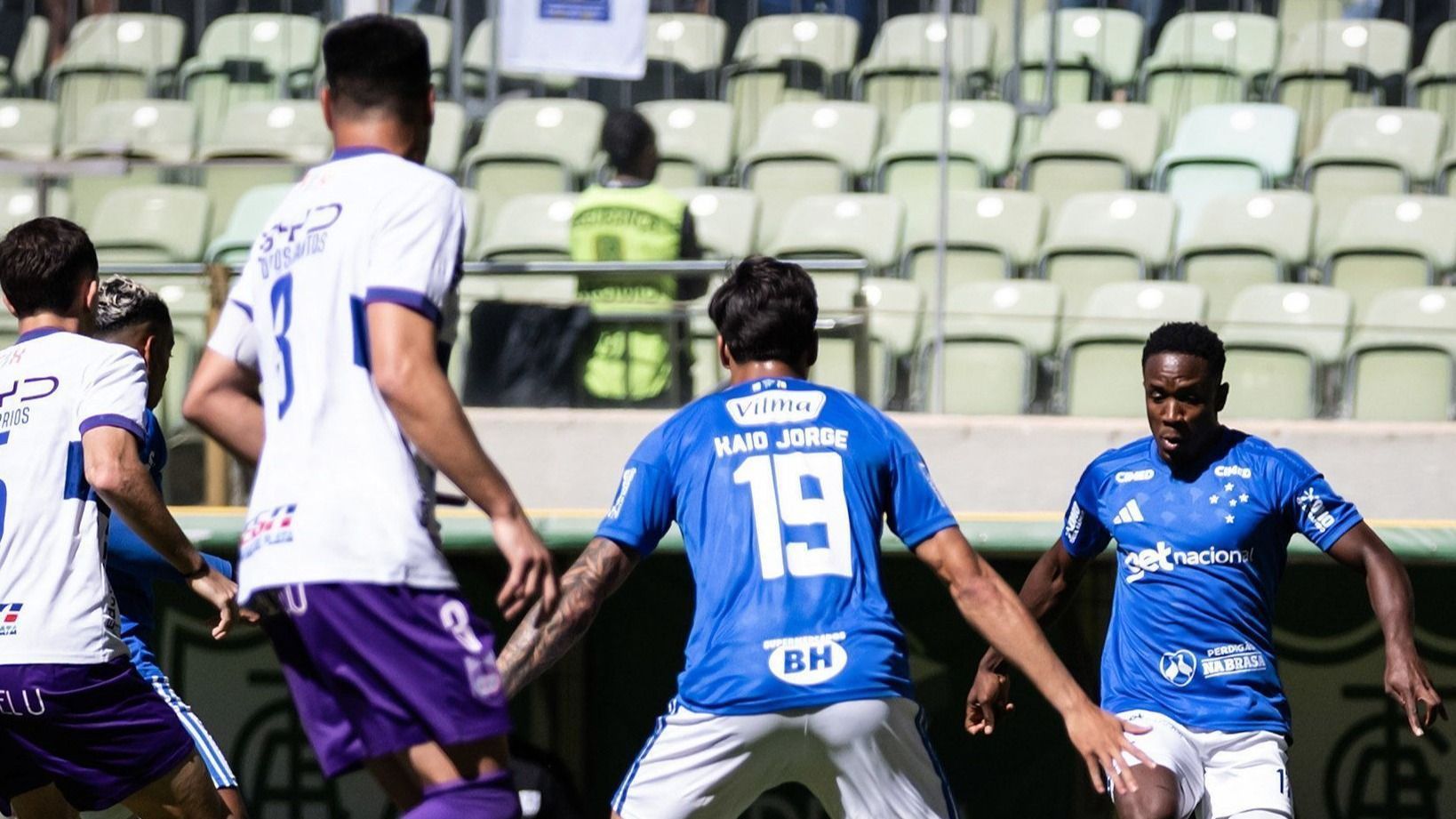 Cruzeiro x Defensor-URU: assista, ao vivo e com imagens, à transmissão da Itatiaia