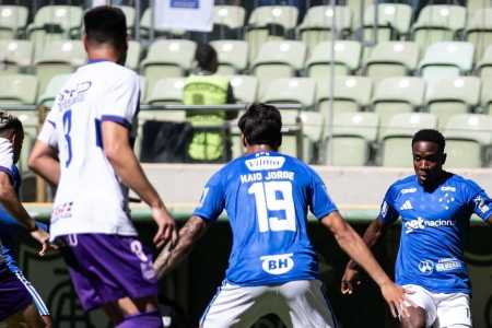 Cruzeiro x Defensor-URU: assista, ao vivo e com imagens, à transmissão da Itatiaia