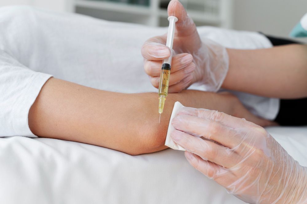 Vitamina C na veia pode aumentar as chances de recuperação de traumas graves; entenda