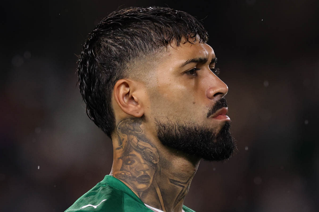 Palmeiras perde três atletas e amplia lista de desfalques contra o Atlético