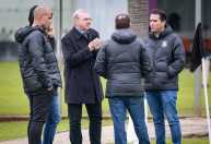 E as vendas? Corinthians aguarda mercado aquecer após a Copa do Mundo