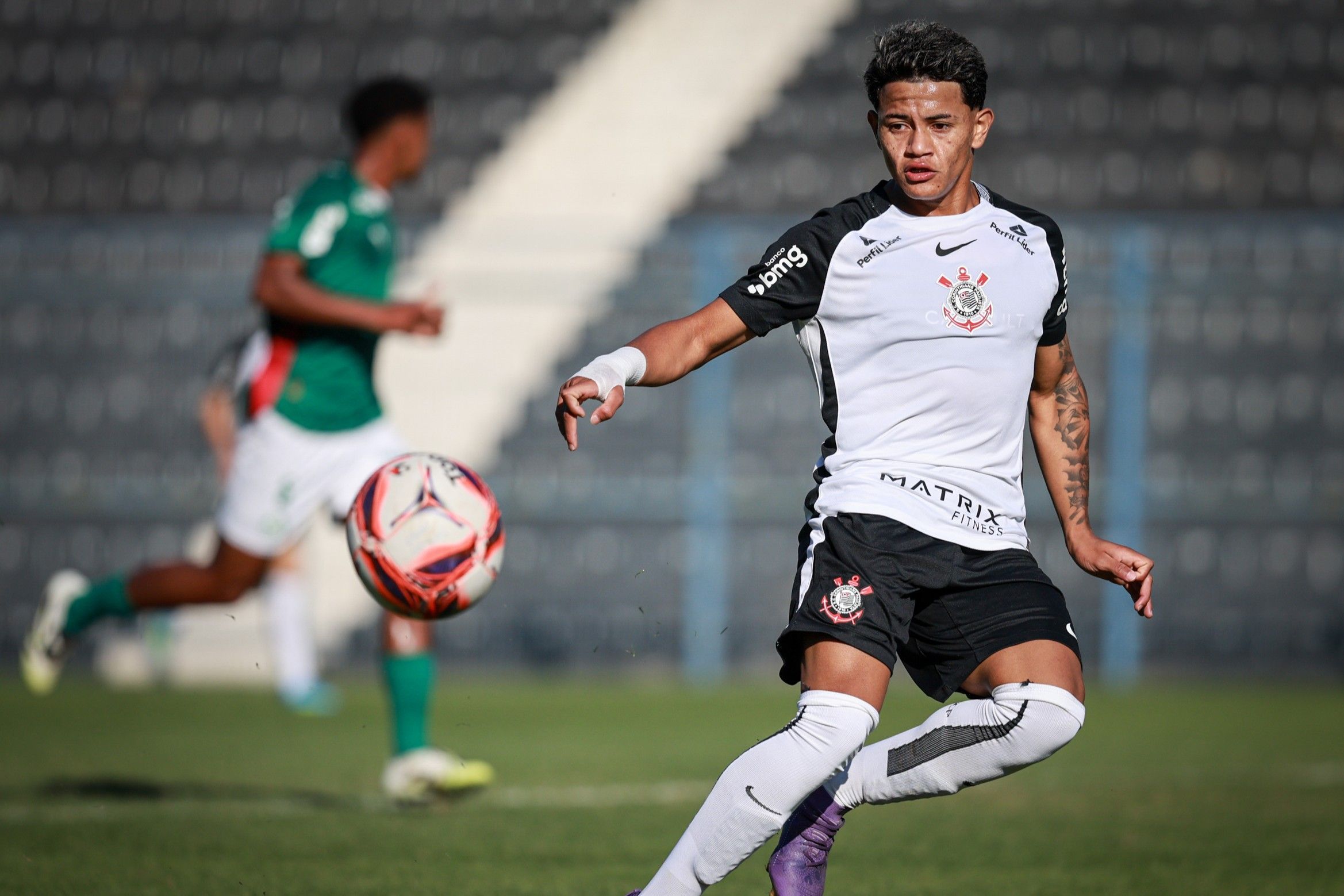 Corinthians avança por renovação de artilheiro do sub-20; saiba detalhes