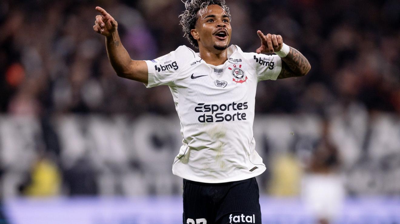 Kaio César manda recado sobre futuro após ganhar espaço no Corinthians