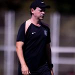 Escalação do Corinthians: Diniz tem desfalque para enfrentar Athletico-PR