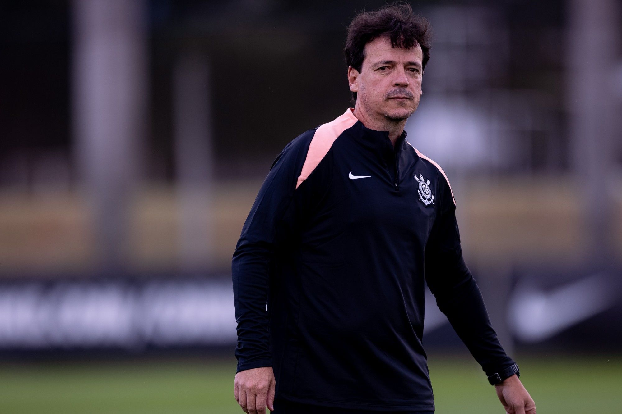 Corinthians x Athletico-PR: Diniz prioriza Copa do Brasil e prepara mudanças