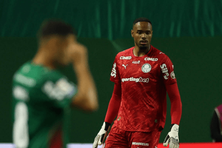 Carlos Miguel, goleiro do Palmeiras