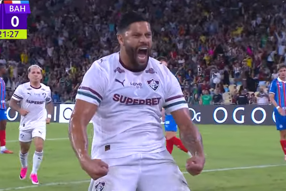 De pênalti, Hulk marca primeiro gol com a camisa do Fluminense