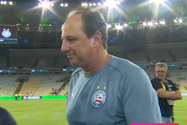 Ceni detona arbitragem de derrota do Bahia para o Fluminense em amistoso
