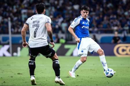 Lucas Villalba foi titular absoluto do Cruzeiro em 2025 • Gustavo Aleixo/Cruzeiro