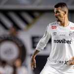 Santos negocia empréstimo de Zé Ivaldo com Remo; saiba detalhes