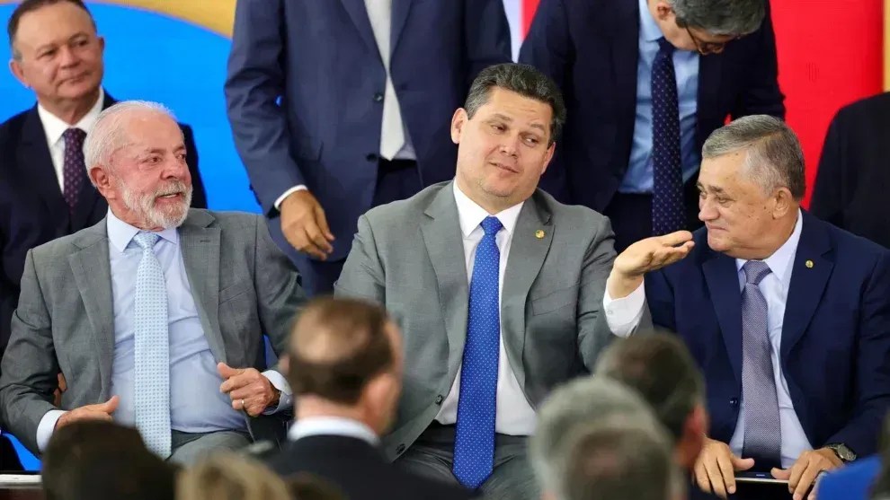 Ainda sem acordos, Governo intensifica articulação para sessão do Congresso