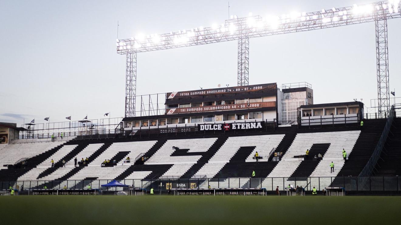 Vasco quer diálogo com a Conmebol para mandar semifinal em São Januário