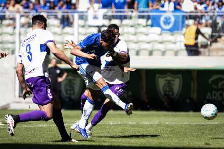 Cruzeiro reencontra a torcida e vence Defensor em amistoso no Independência