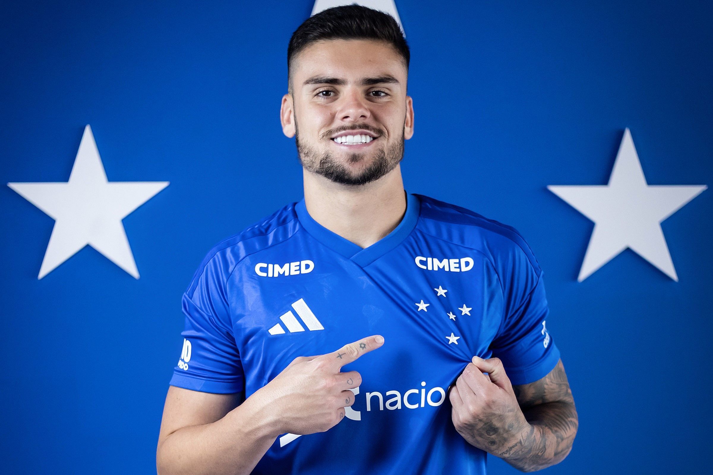 Apresentado, Pec revela conversas com Artur Jorge antes de acerto com Cruzeiro