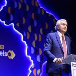 Caiado diz que Milei 'baixou o nível' de convenção de Flávio Bolsonaro