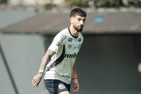 Lautaro Díaz no CT Rei Pelé