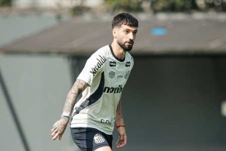 Lautaro Díaz no CT Rei Pelé