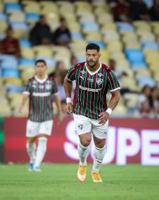 Estreia de Hulk pelo Fluminense em amistoso contra o Nova Iguaçu no Maracanã