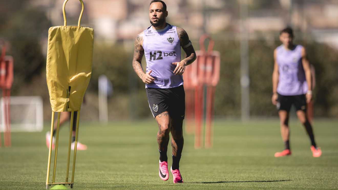 Maycon, do Atlético, revela lições com a Copa do Mundo e cita trunfo de vilã do Brasil