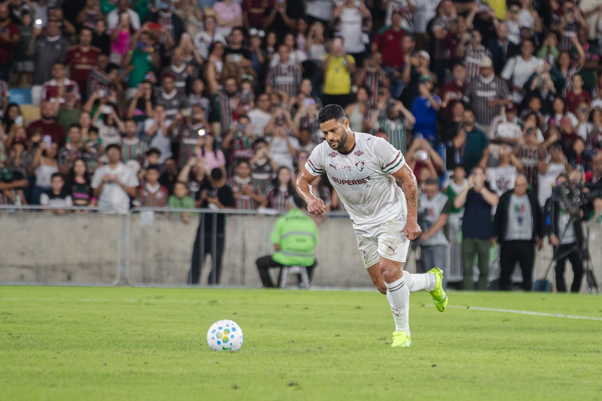 Com gol em amistoso pelo Fluminense, Hulk coloca Bahia como segunda maior vítima