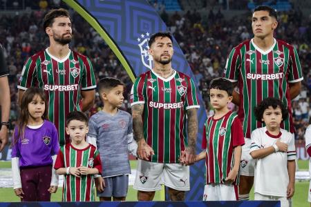 Meia do Fluminense é investigado por amarelo recebido em jogo do Brasileirão