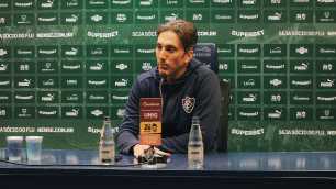 Zubeldia explica opção de Hulk como titular no Fluminense na vaga de John Kennedy