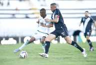 Destaque marca dois, Goiás vence Ponte Preta e segue na briga pelo G6 da Série B