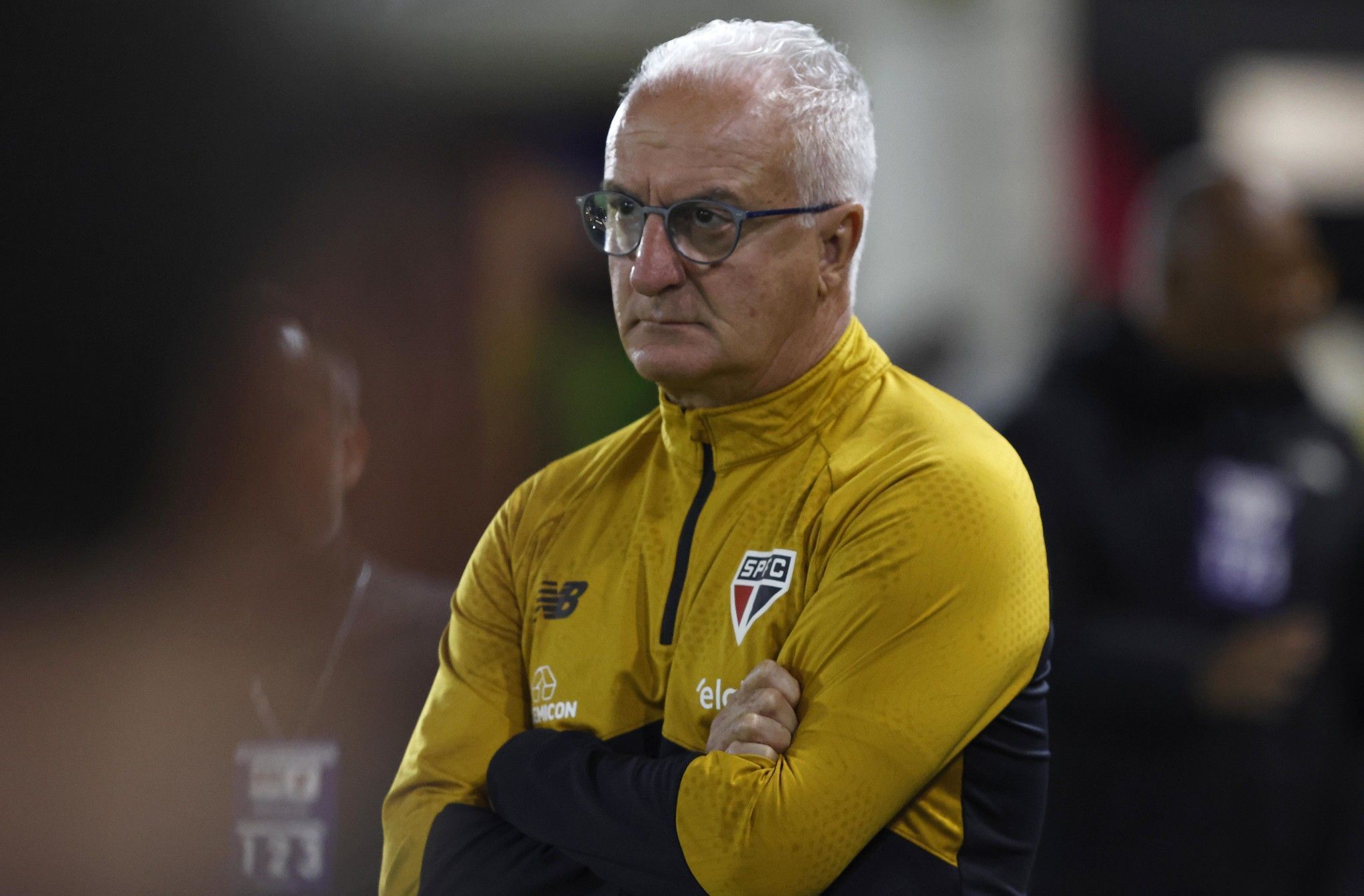 Dorival desabafa sobre crise do São Paulo, mas manda recado: 'Não temos esse direito'