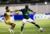Goiás marca no fim e arranca empate com Sport em confronto direto pelo G6 da Série B