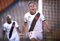 Escalação do Vasco: Pedro Emanuel deve fazer uma mudança diante do Mirassol