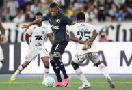 Botafogo provoca Palmeiras nas redes sociais após fim da 'novela Danilo'