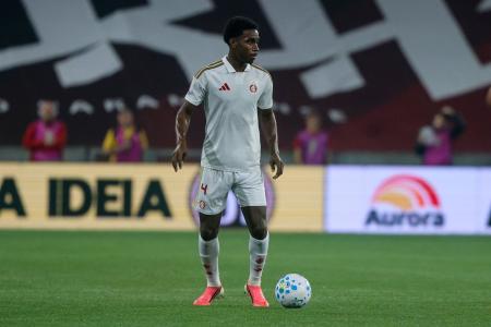Félix Torres, zagueiro do Internacional