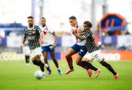 Diniz exalta entrega do Corinthians em empate contra o Bahia: 'Soube se superar'