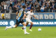 Aniversariante, Hulk marca primeiro gol oficial pelo Fluminense no Brasileiro