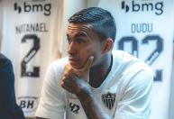 Dudu 'abre o coração' após reencontro com torcida do Palmeiras: 'Emocionado'