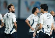 Escalação do Santos: Cuca testa time alternativo para duelo na Sula