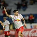 Bragantino garante premiação milionária com vaga nas oitavas da Sul-Americana