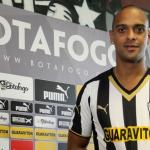 Ex-atacante do Botafogo é atingido por muro e morre em ventania no Rio de Janeiro