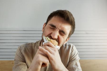 comendo
