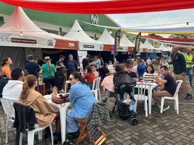 Sabores do Vale acontece na área externa da ETE FMC • André Viana/Itatiaia